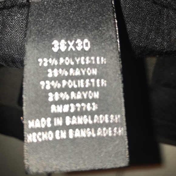 🔥 Bundle of 4 men’s pants 💥pre loved - Picture 8 of 8